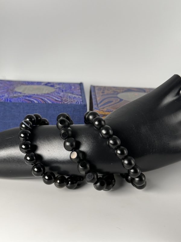 Black onyx  Howlite; 8mm